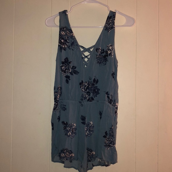 Kendall and Kylie Blue Romper - Picture 2 of 3